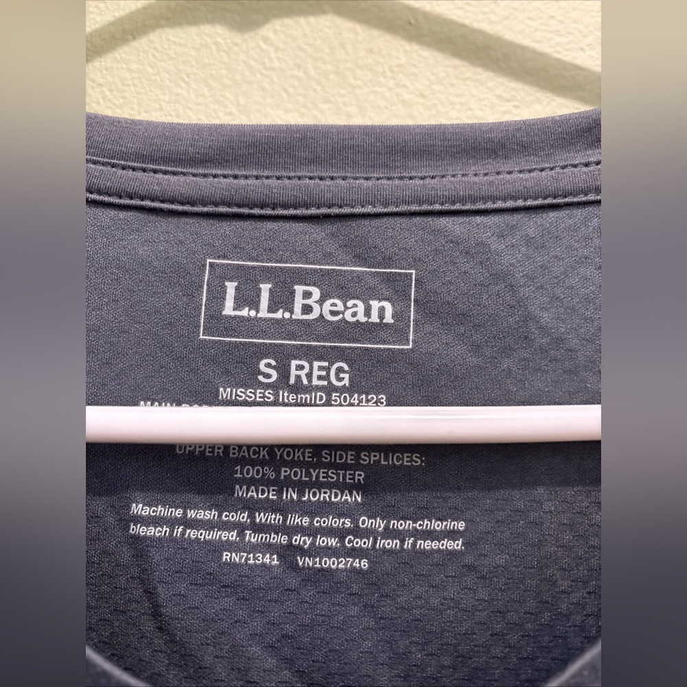 L.L. Bean Women's Gray Short Sleeve Top - Picture 8 of 11